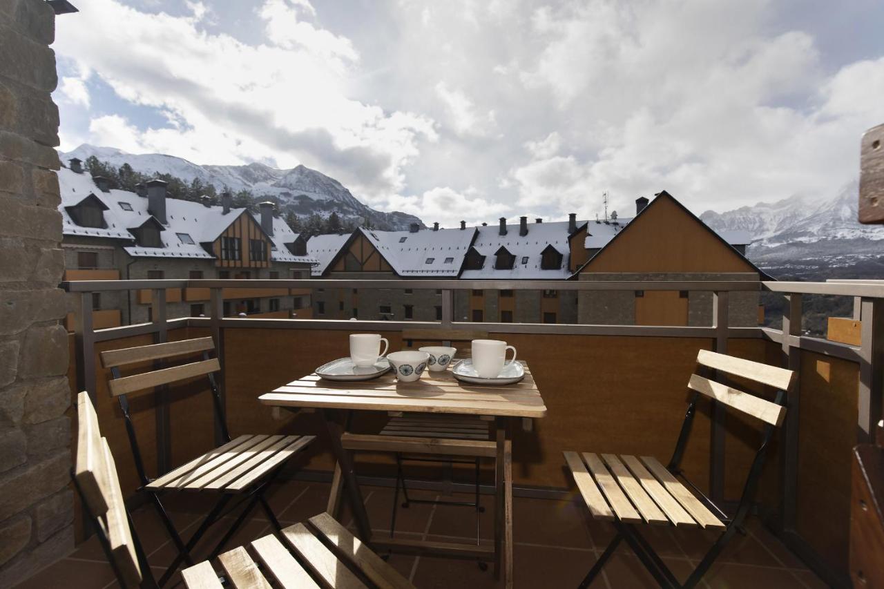 CuMbre del Sarrio by BeValle - Bed and Breakfast