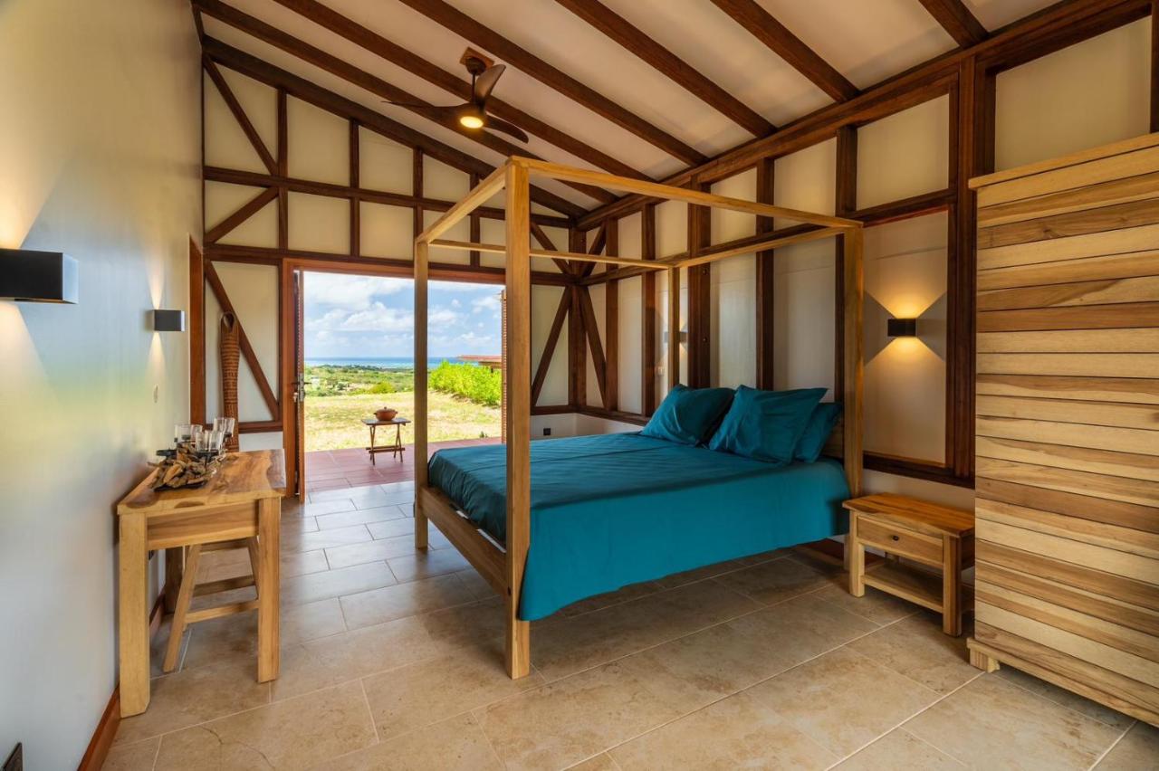 Deluxe Suite with Sea View