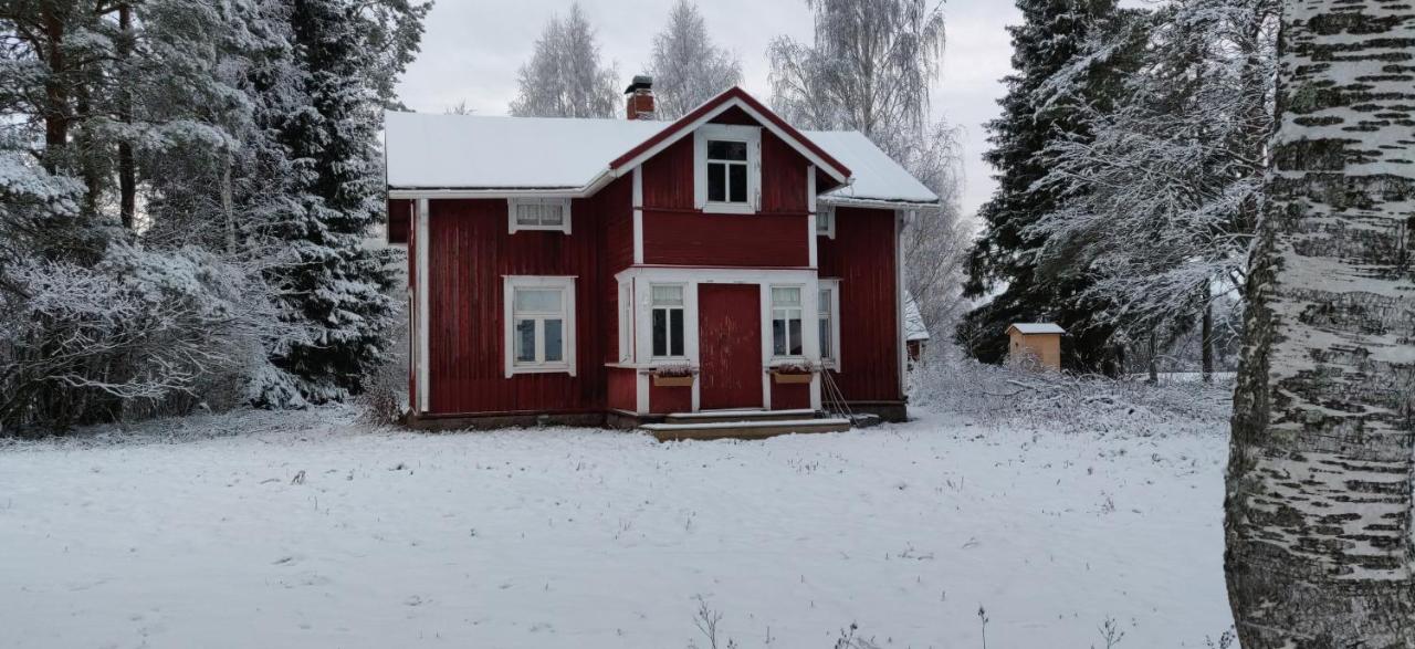 Villa Kotipelto - Bed and Breakfast