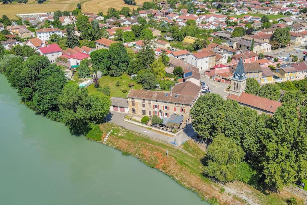 Le Nuremberg - Les appartements de l'olivier - B&B Loyettes