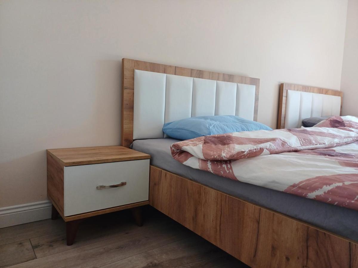 Orange Apartment - Bed and Breakfast