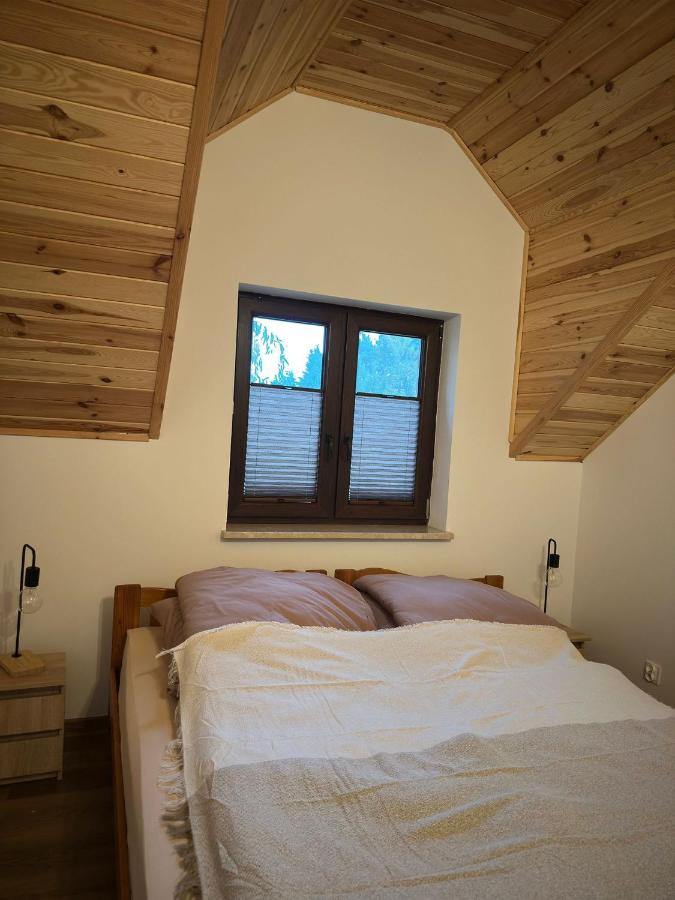 Tweepersoonskamer met Gedeelde Badkamer