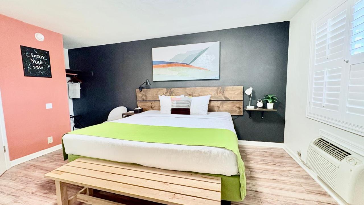 Kamer met Kingsize Bed