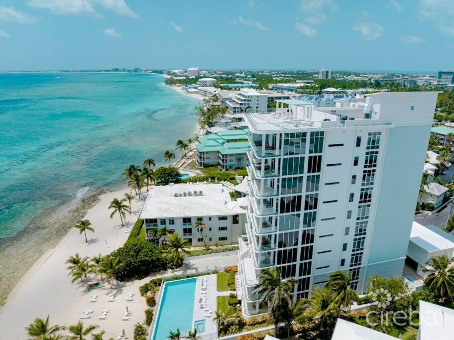 3-Bedroom Condo with ocean view - Bed and Breakfast Georgetown