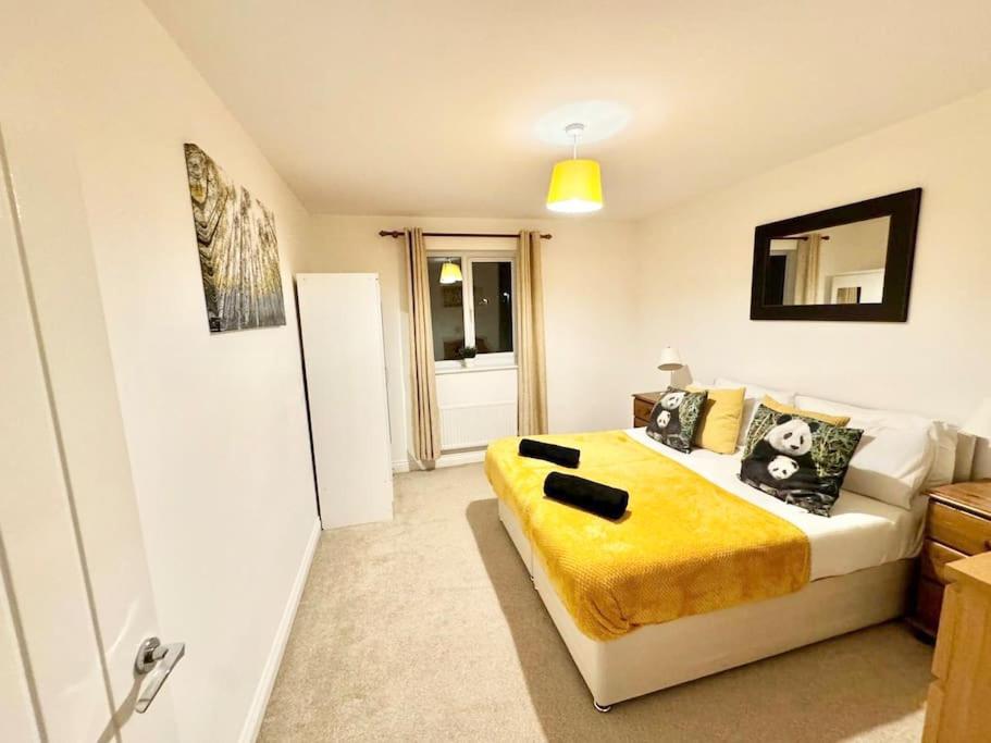 Unique Stays Modern Evergreen House in Ashford! - B&B Ashford