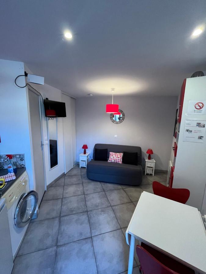 pTIT HUGO - B&B