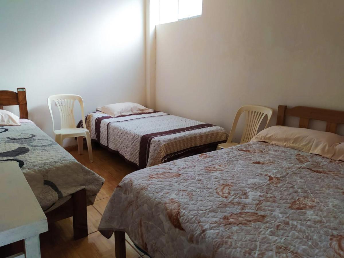 Basic Triple Room with Shared Bathroom