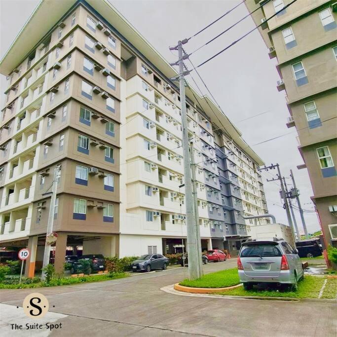 Condo in Las Piñas- The Suite Spot Alabang - B&B