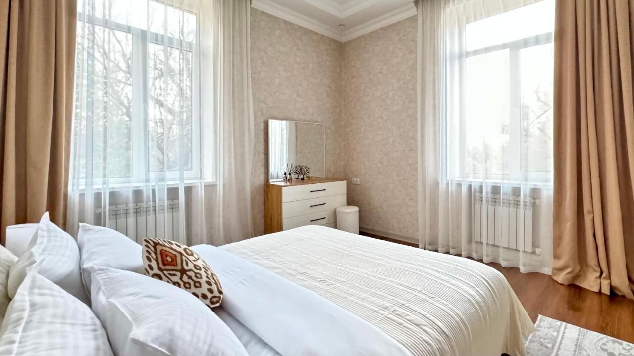 2-room Retreat Apartments Askia - B&B Og‘asaroy