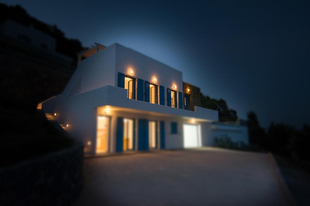 Two-Bedroom Apartment with Sea View