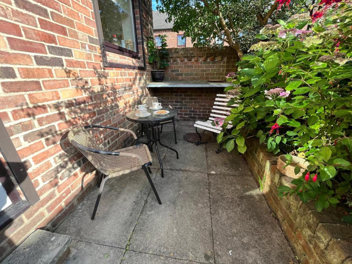 Ebor House Cosy 3-Bed wparking - Bed and Breakfast York