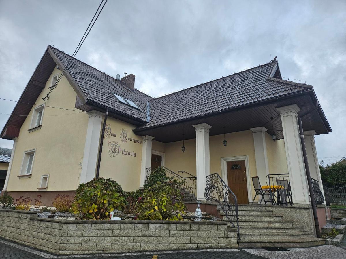 Dom Noclegowy Wiktoria - B&B