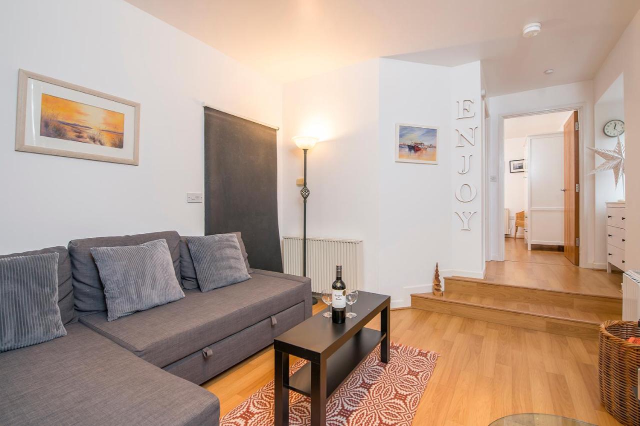 Picture Cottage - B&B Solva