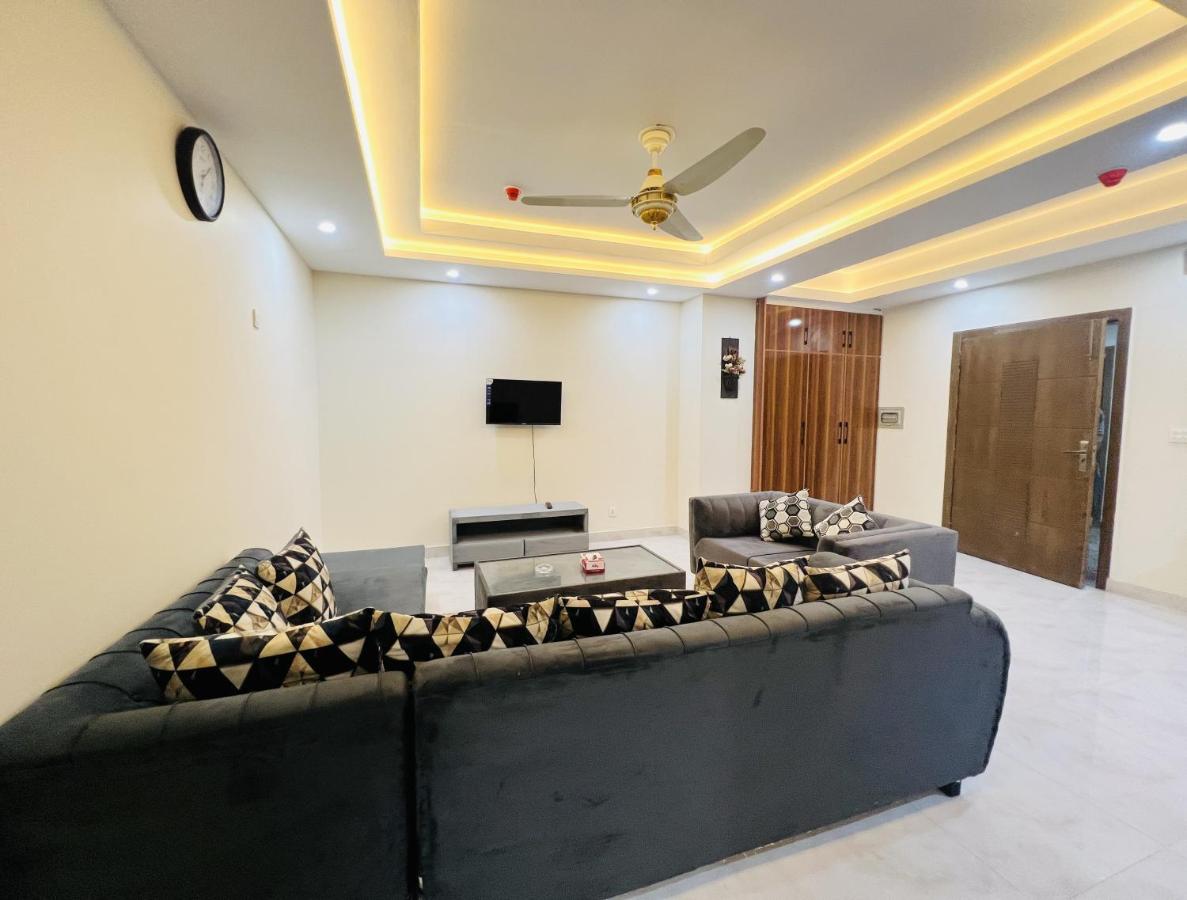One-Bedroom Family Apartment