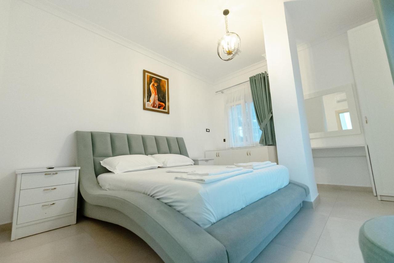 Appartement 2 Chambres avec Terrasse et Vue sur la Mer