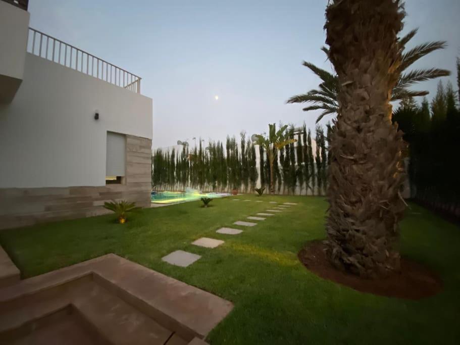 Superbe Villa ,Piscine,Accès plage,Zone balnéaire - B&B