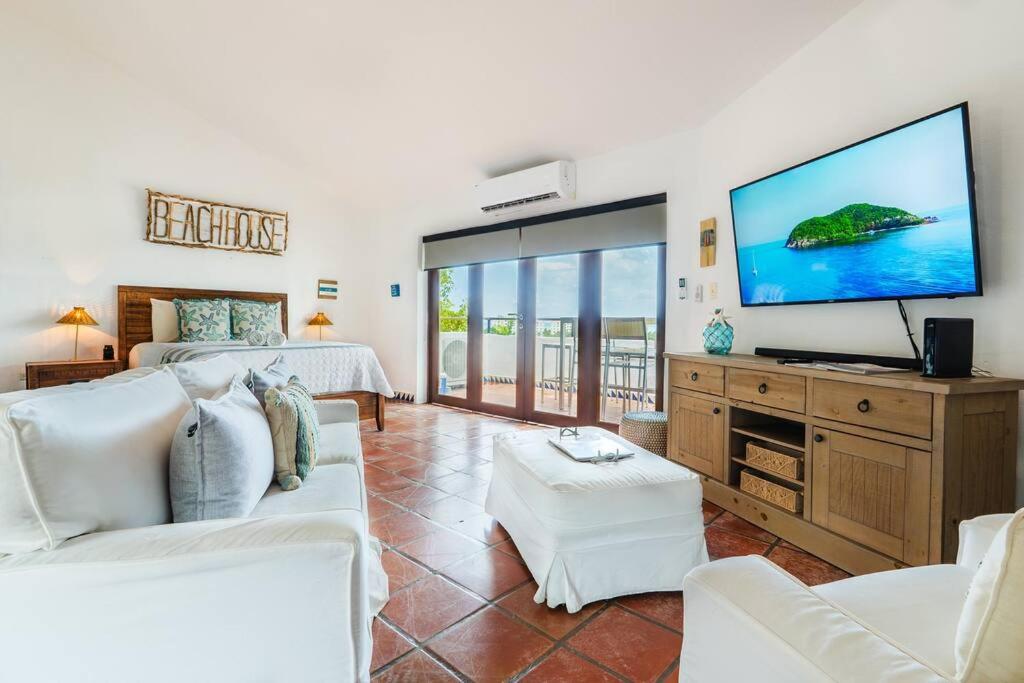 Río Mar Retreat en Stunning Oceanview Near El Yunque - Chambres d'hôtes Rio Grande