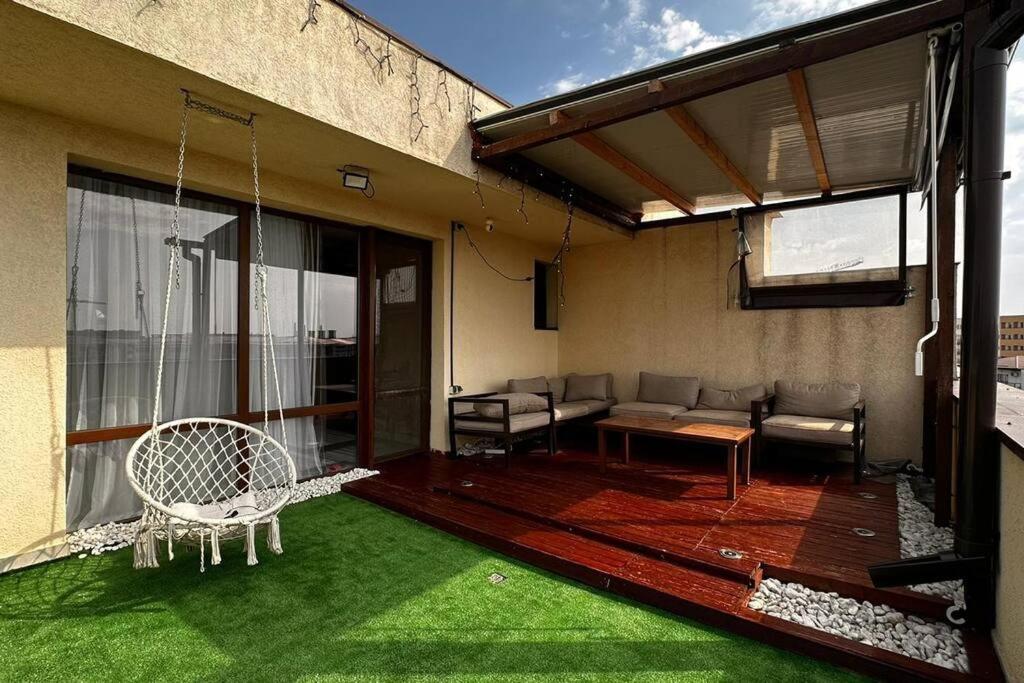 Inviting Space with a Beautiful Layout - B&B Bucarest