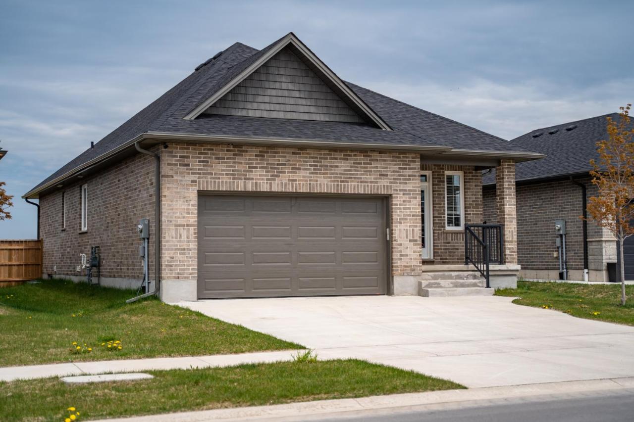 GLOBALSTAY New Basement 4 Bd in Port Elgin - B&B
