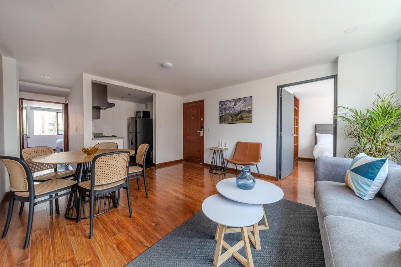 Appartement met 4 Slaapkamers en Balkon 