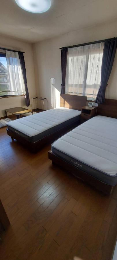 Economy Twin Room