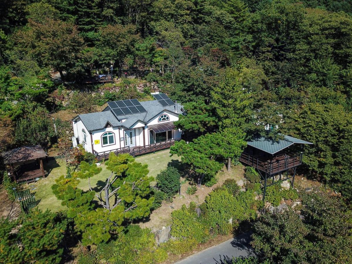 Giltara HaengWoon Pension - B&B Gapyeong