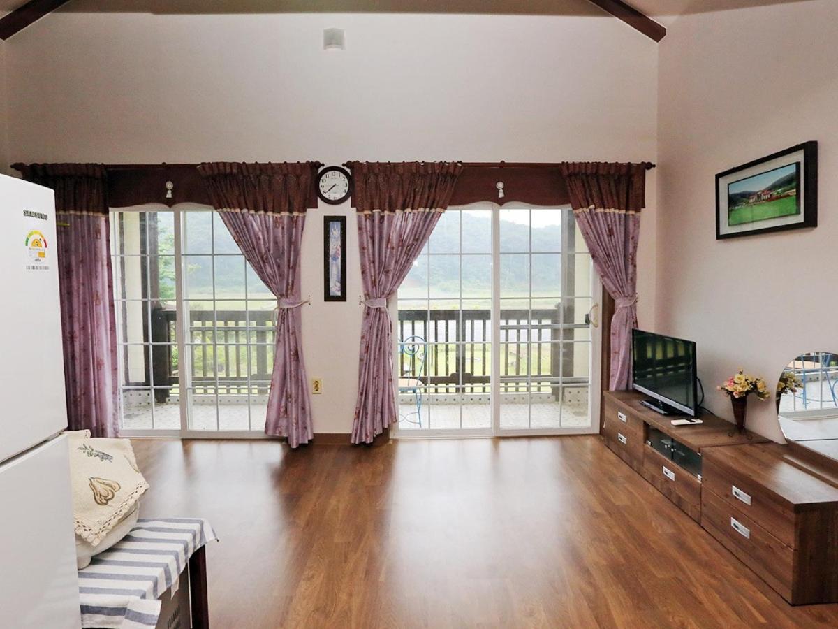 Family Room 2