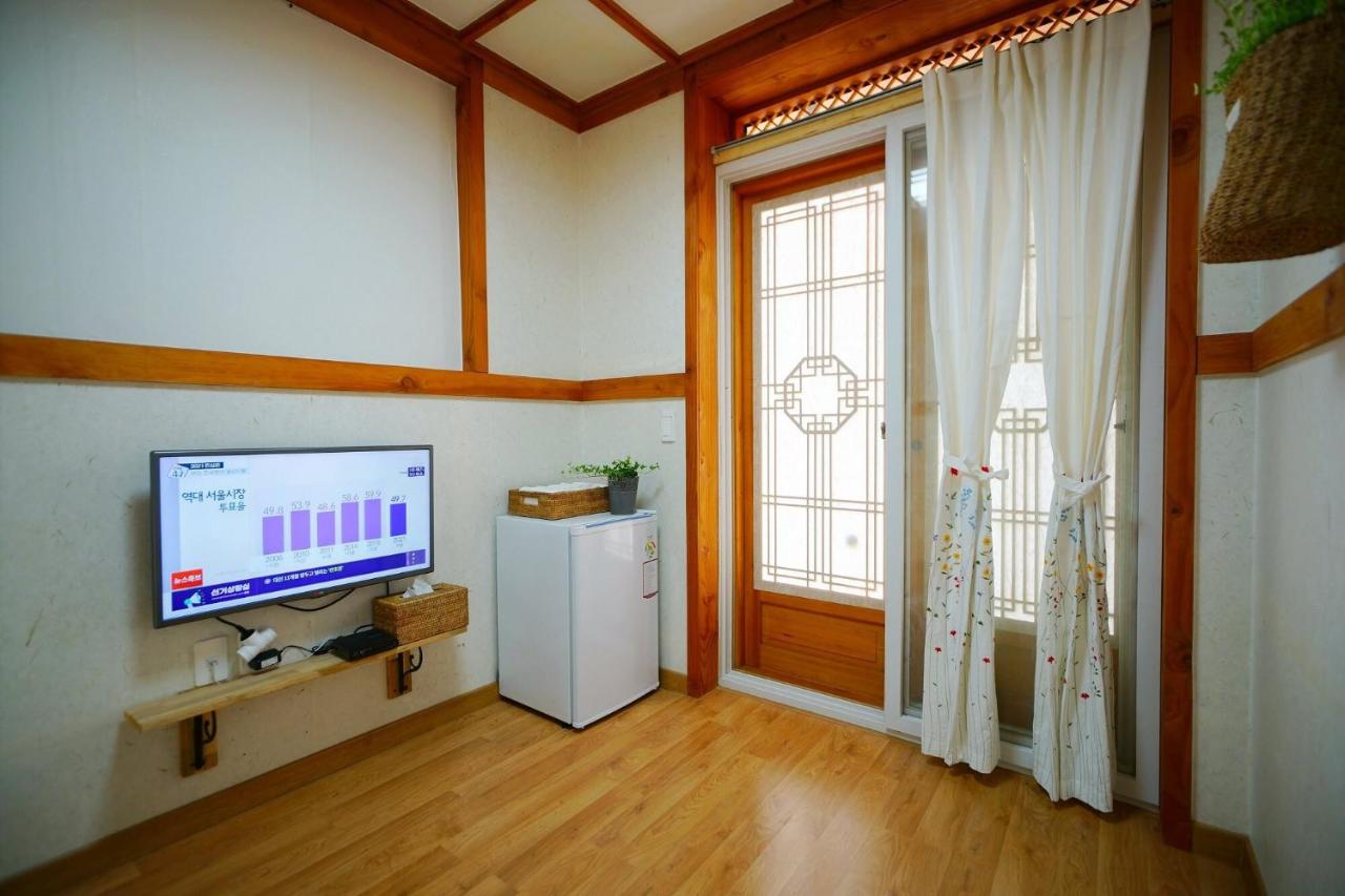 Double Room 6