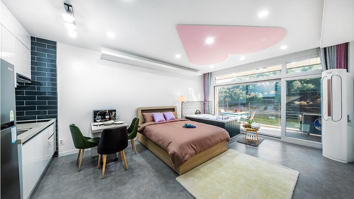 Doppelzimmer 4