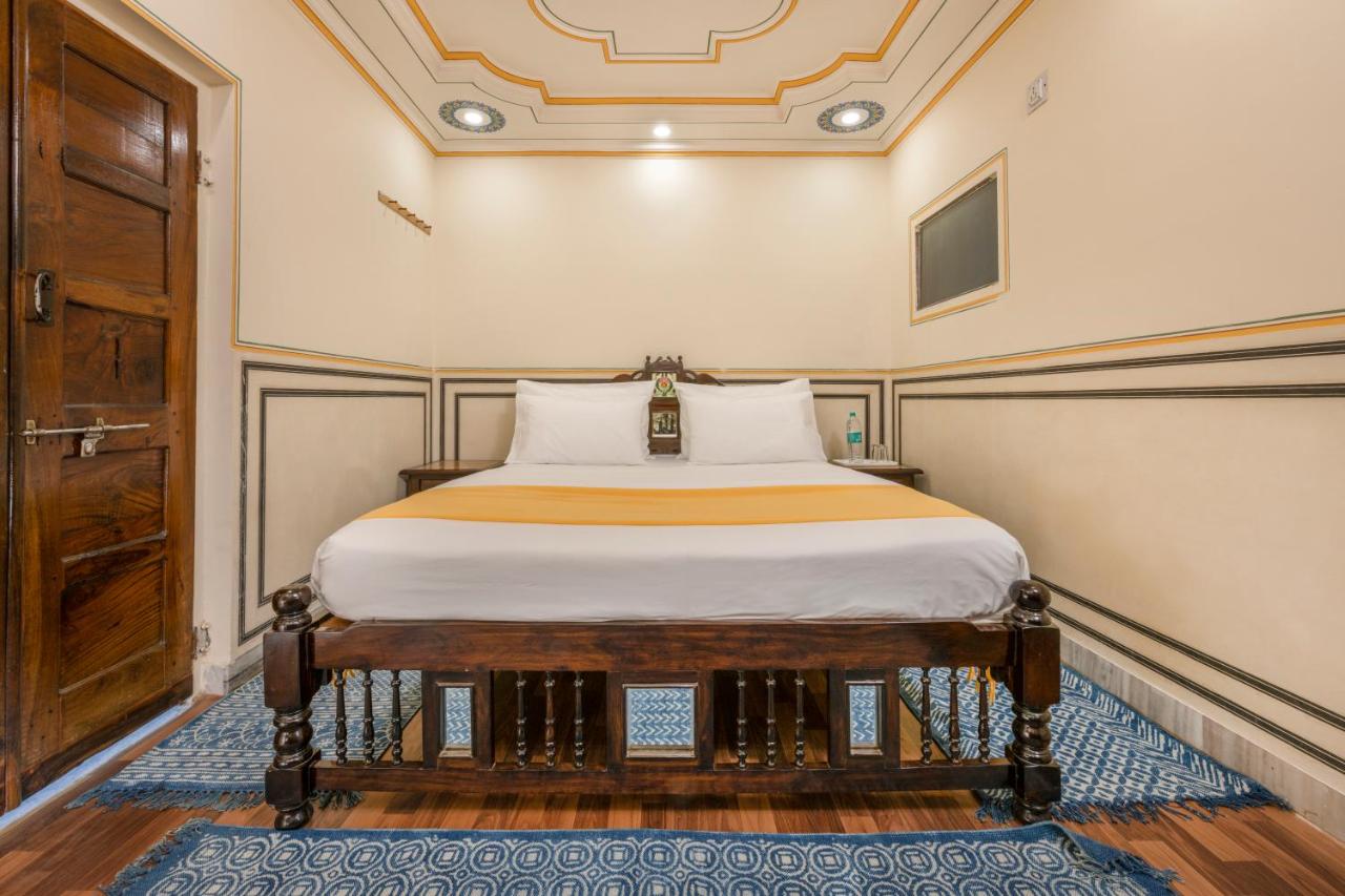 Deluxe Kamer met Queensize Bed 