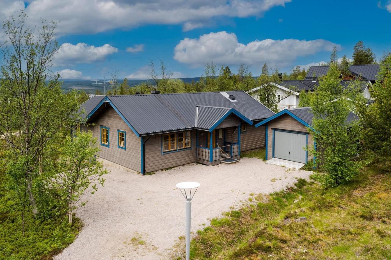 Ski-in/Ski-out | Wi-Fi | Sauna | Terrace | Stove - Bed and Breakfast Lofsdalen
