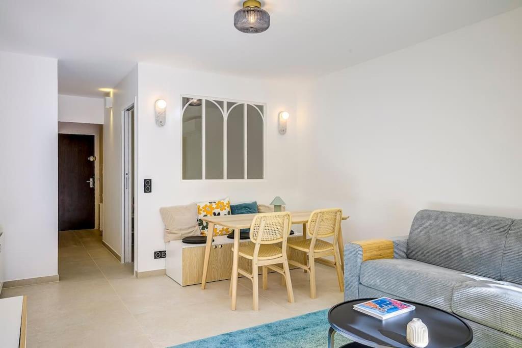 Beau 2 pièces Le Silvaplana 200m des plages - Ferienwohnung