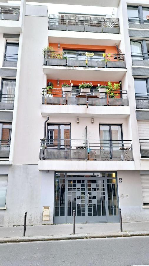 Appart cosy tout confort Metro 11 avec parking - B&B
