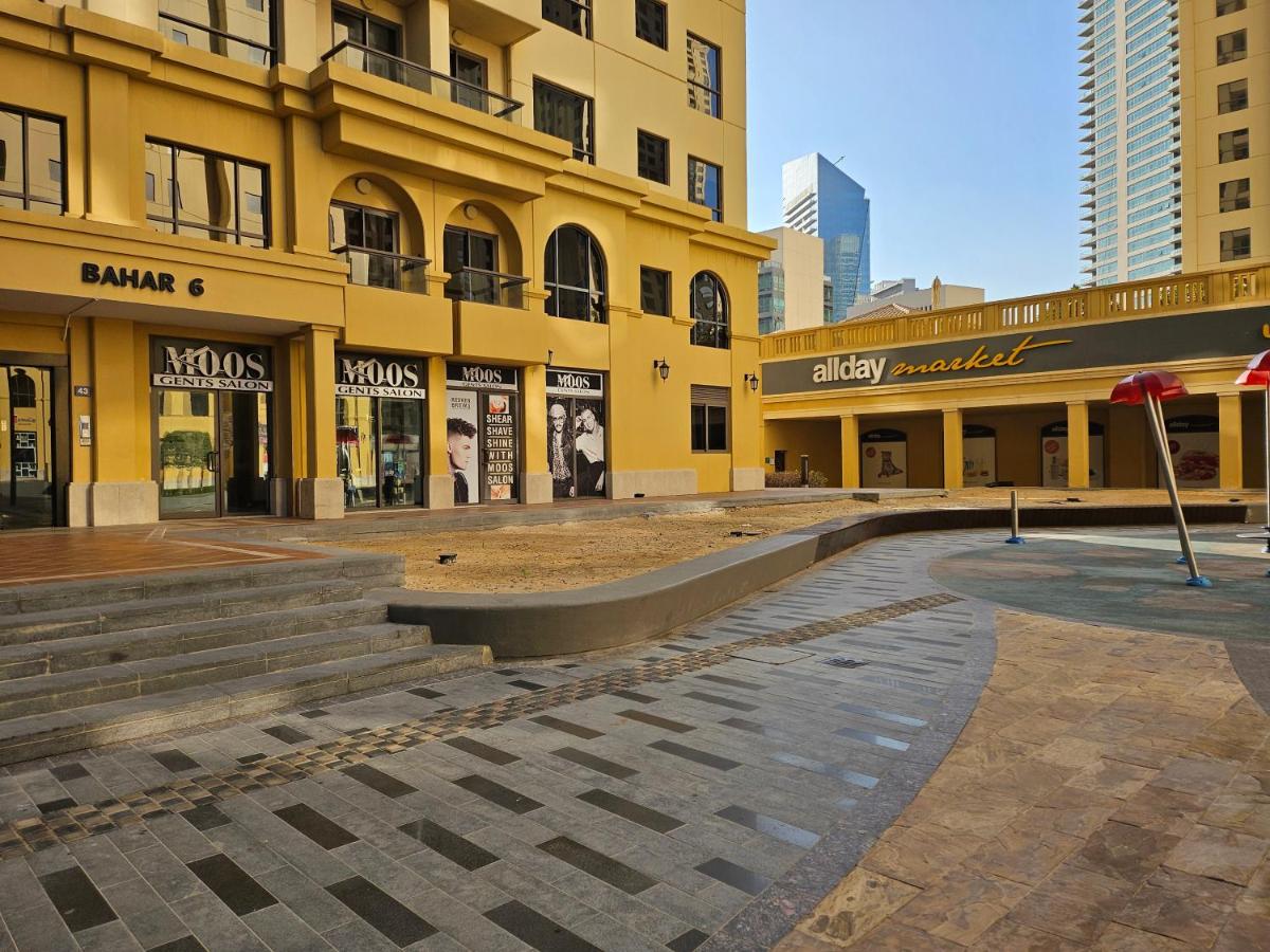 Modern JBR Studio with Beach & Pool access - Dubai Marina - B&B