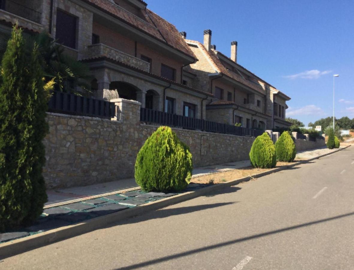 Casa con vistas al lago golf leon - Bed and Breakfast