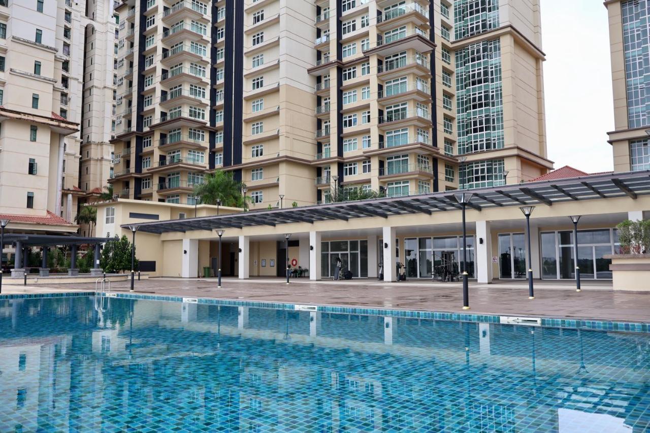 Riverine Diamond Condo - Kuching - Vacay Home - B&B Kuching