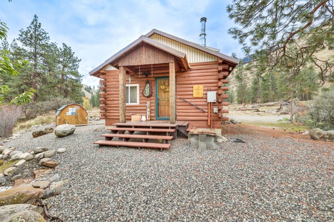 Cabin on Little Salmon River ~ 10 Mi to Riggins! - Ferienwohnung Pollock