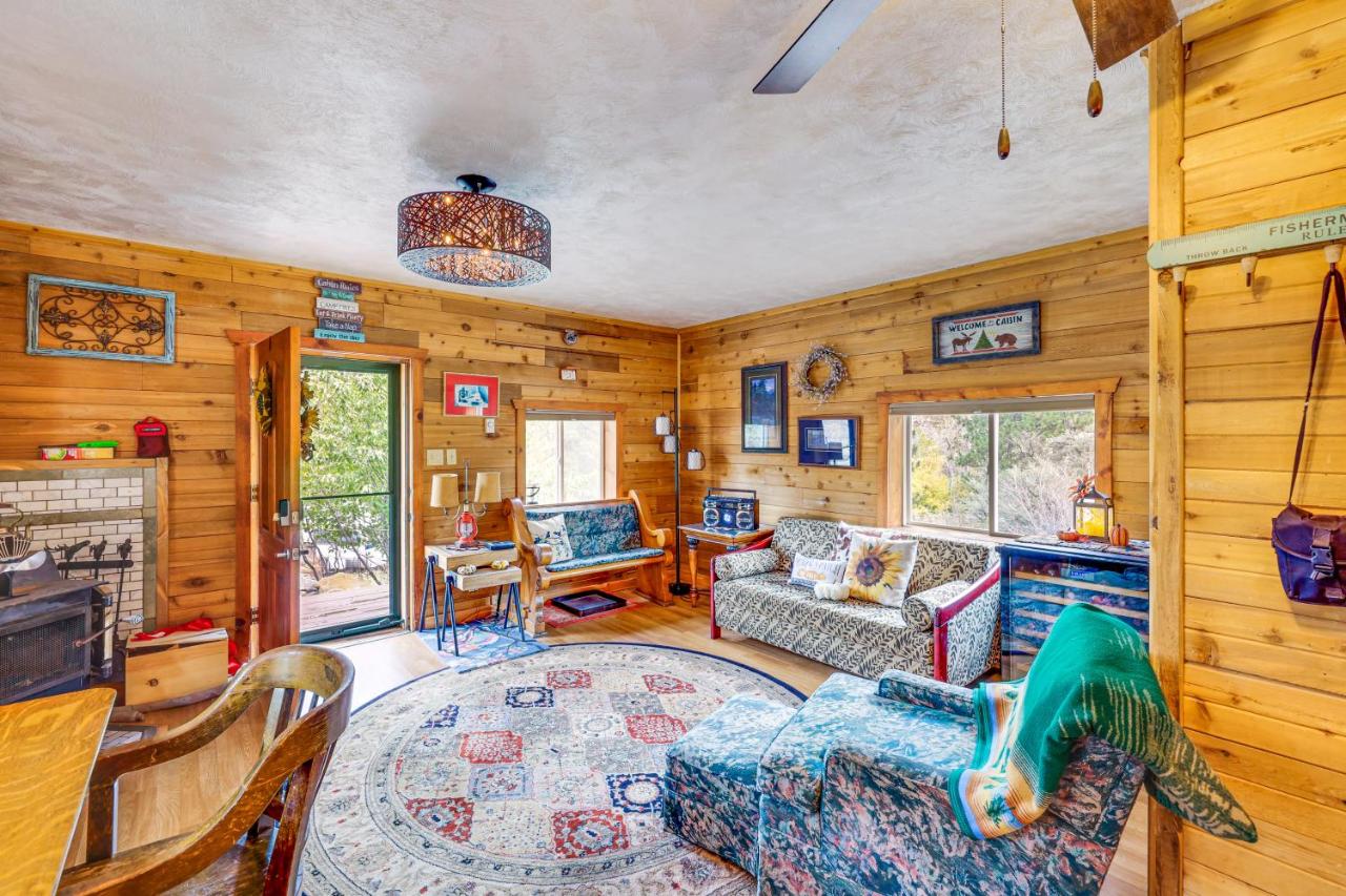 Cabin on Little Salmon River ~ 10 Mi to Riggins! - Ferienwohnung Pollock