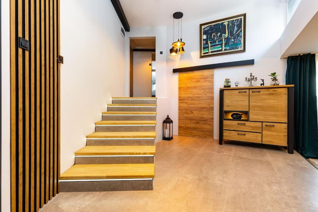 Casa di Marko Stylish apt in the Center - B&B