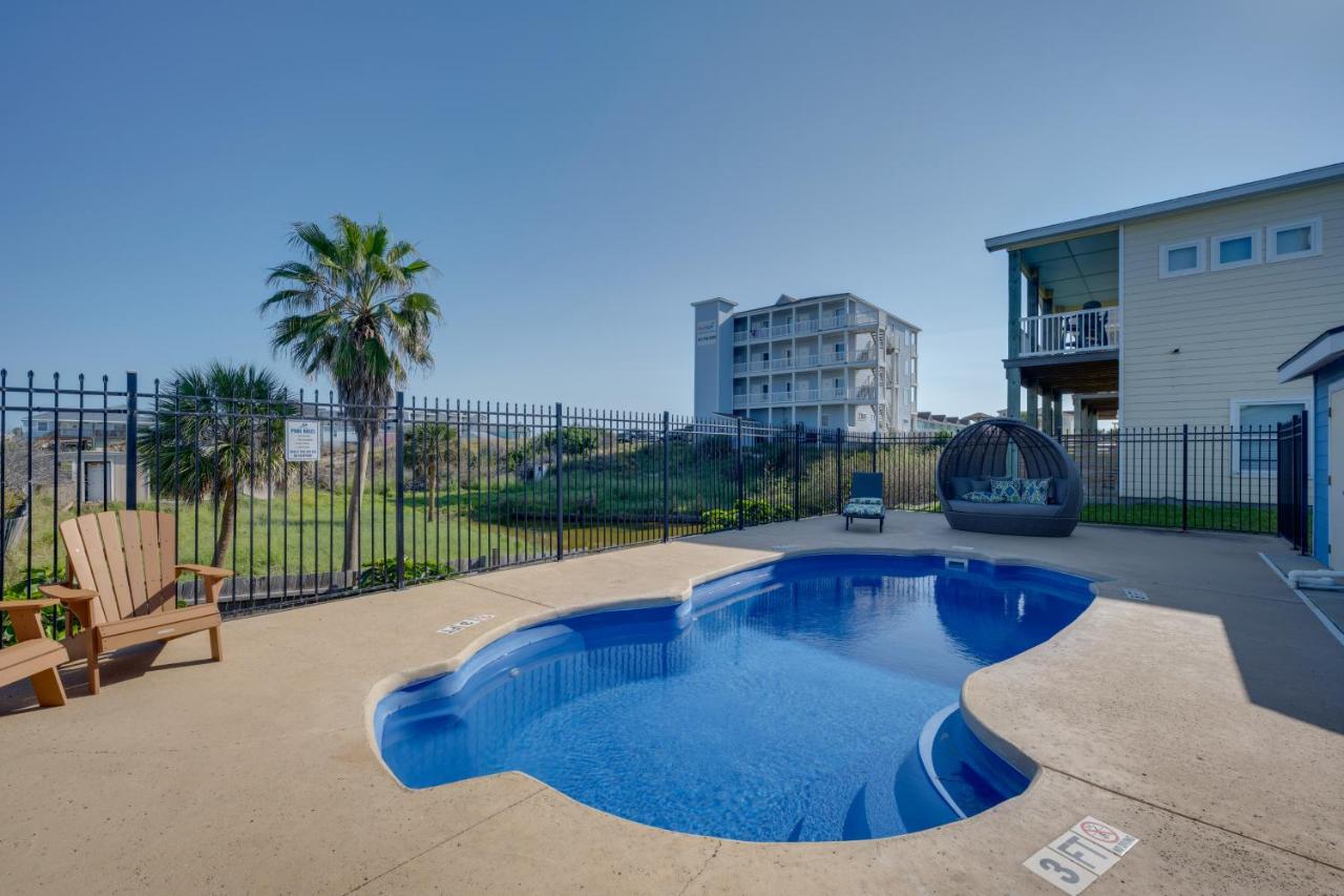 Port Aransas Home Private Pool Less Than 1 Mi to Beach! - Chambres d’hôtes Port Aransas