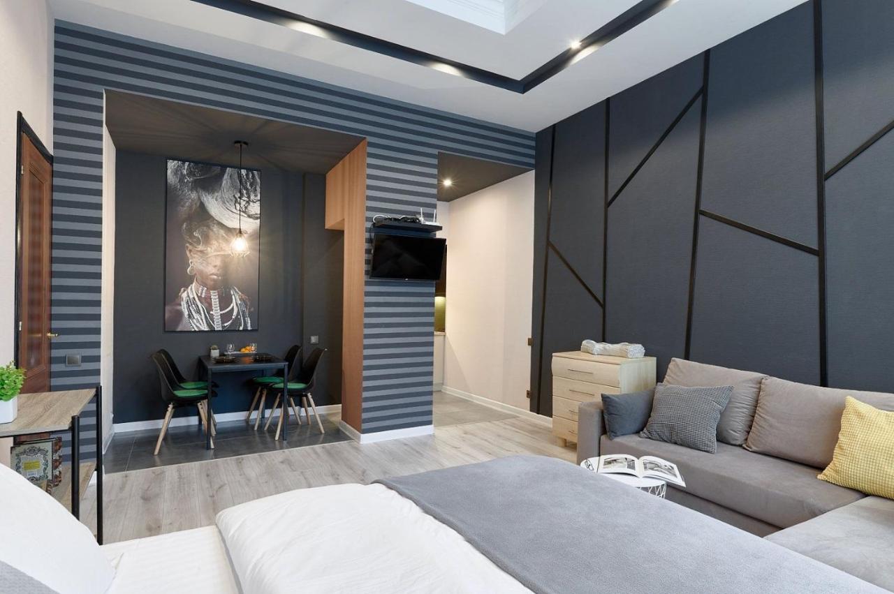 Two bedroom Deluxe Apartment on Luteranskaya 3 street Khreshchatyk