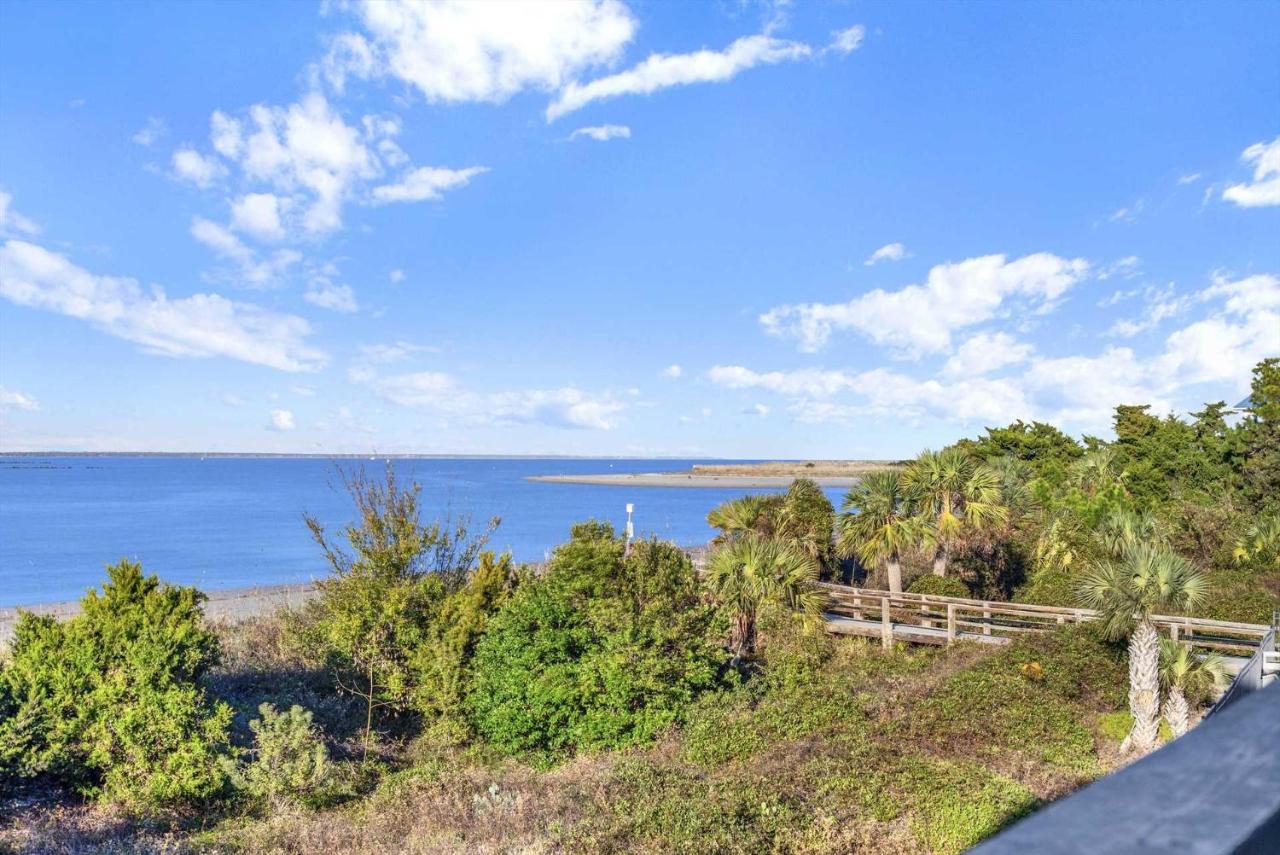 Savannah Beach & Racquet Club 211B - B&B