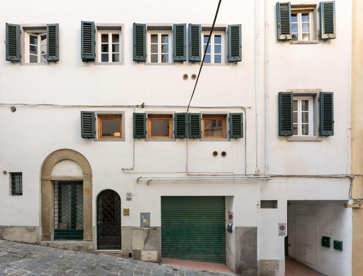 Costa San Giorgio, 65 - Gemma Incastonata a pochi passi da Ponte Vecchio - B&B