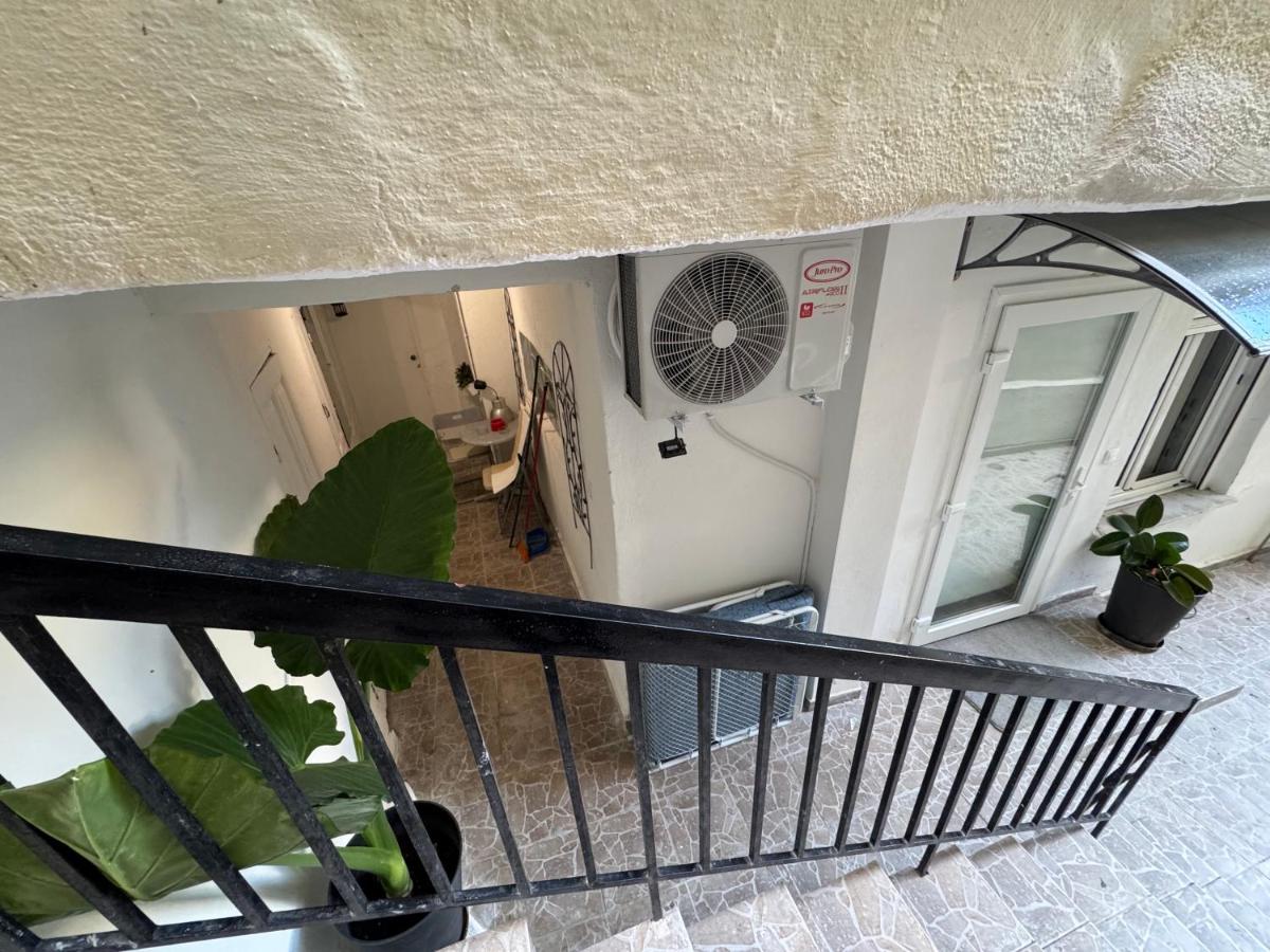 SPITAKI 40c - B&B