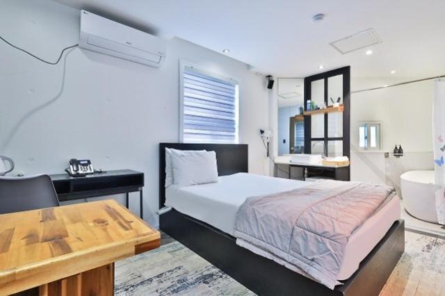 Daegu Kyungpook National University Eco - B&B