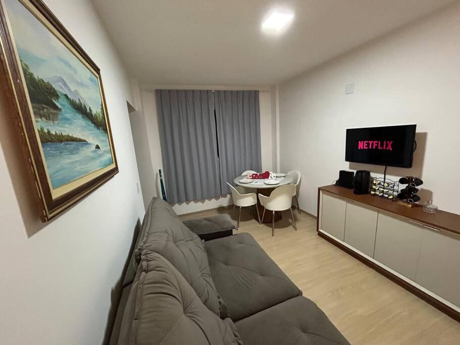 Apartamento confortavel proximo da Pampulha, Cidade ADM e do GALO e Aeroporto de PLU e CNF - B&B