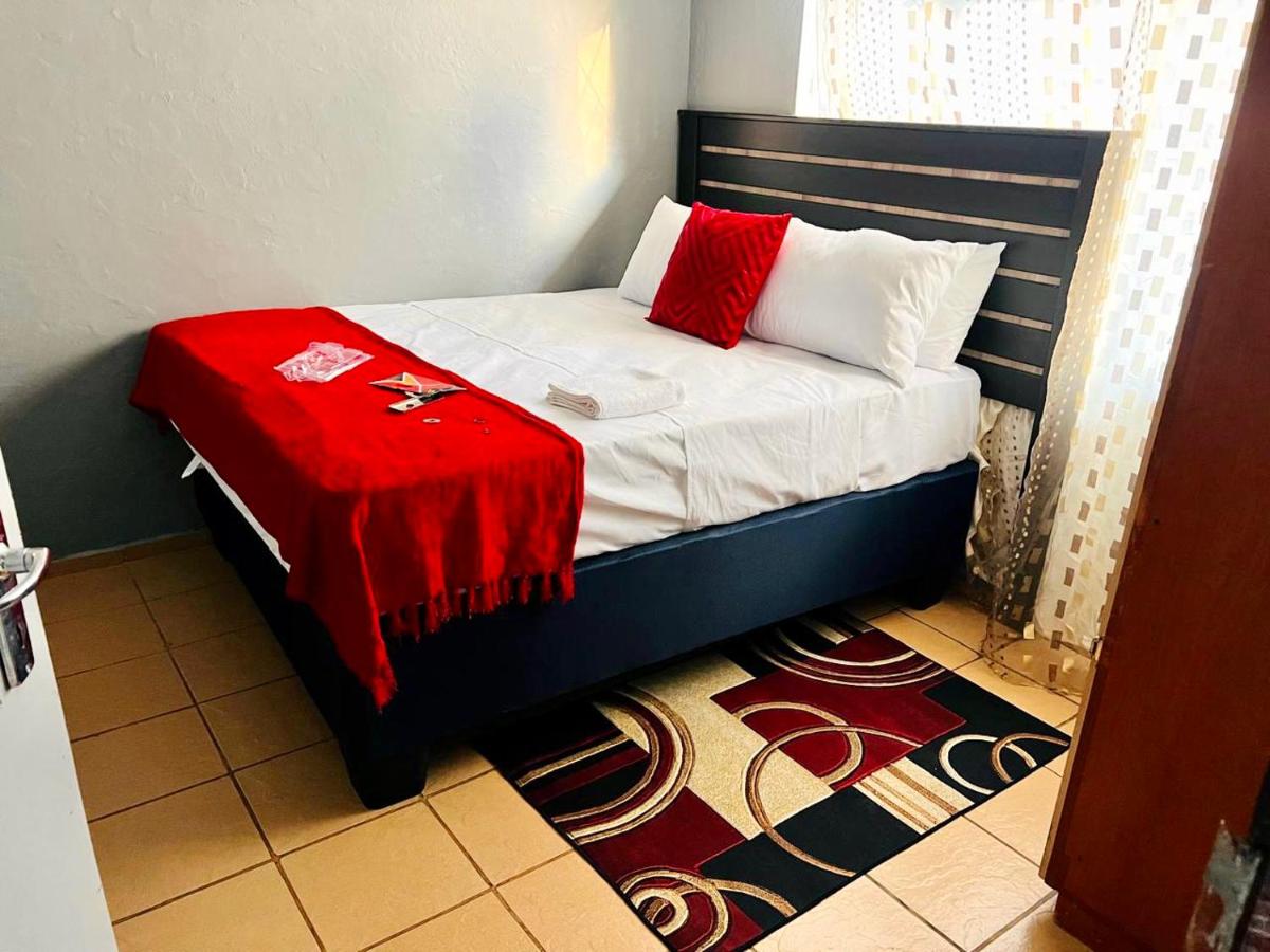 Standard Double Room with Shared Bathroom