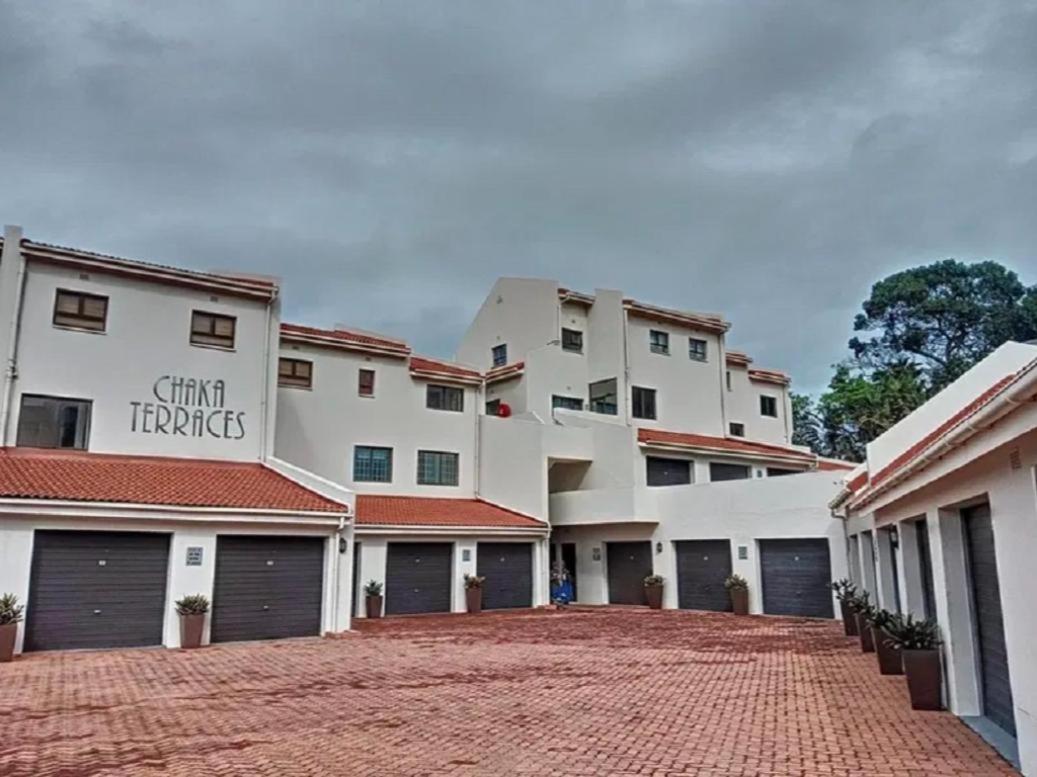 Chakas Terrace at Beachfront Apartments - B&B