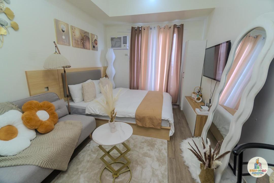 THE MEDIAN condominium near IT park - B&B