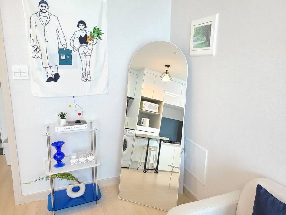One-Bedroom Apartment - Non-Smoking